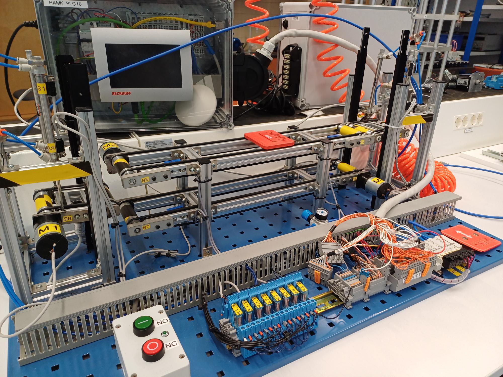 Course Image Introduction to Electrical and Automation Technology - BEEAP25A7